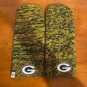 Green Bay packer mittens